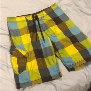 Men’s board shorts